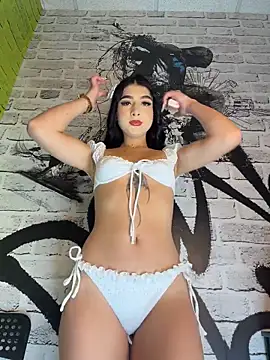 BadLilAngelXXX online show from June 29, 1:11 pm