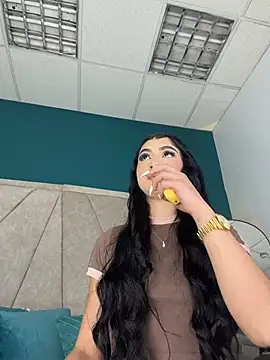 BadLilAngelXXX online show from July 28, 2:24 pm