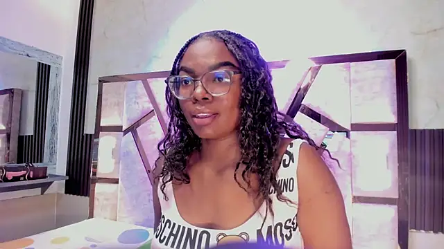 salem rosee online show from April 8, 1:41 am