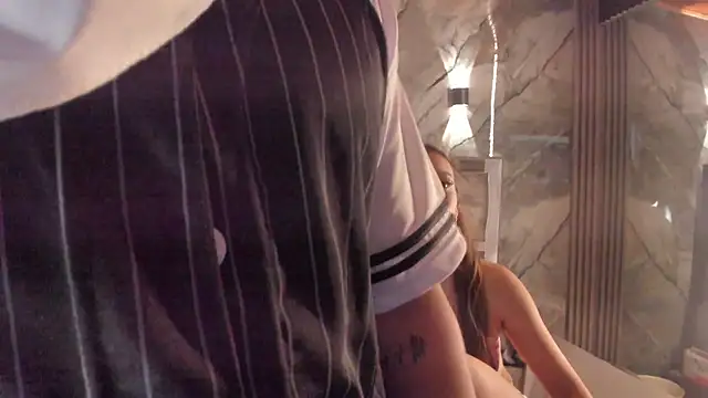 Manson and Zoe online show from February 8, 3:16 pm