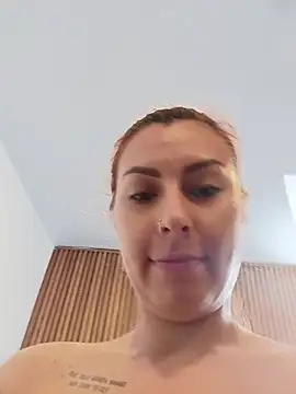 AnnyaEvans online show from July 28, 6:20 pm