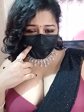 Lovely-Lina7 online show from June 10, 2:33 am