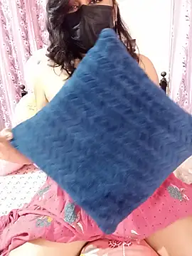 Lovely-Lina7 online show from June 12, 3:14 am
