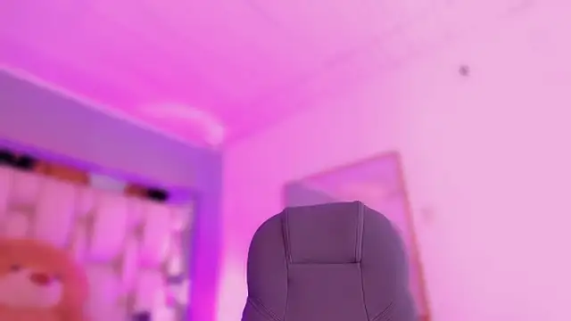 AishaKassandra online show from March 13, 11:55 am