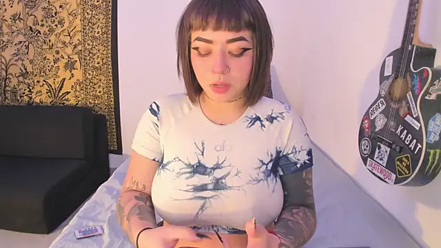 Aria x Orien  online show from July 22, 3:13 pm