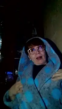 SophieBurns online show from February 16, 4:18 pm