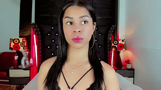 Makeyla Fox  online show from March 2, 7:31 pm