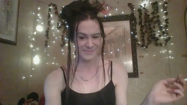 sillymillie4 online show from February 15, 10:42 pm