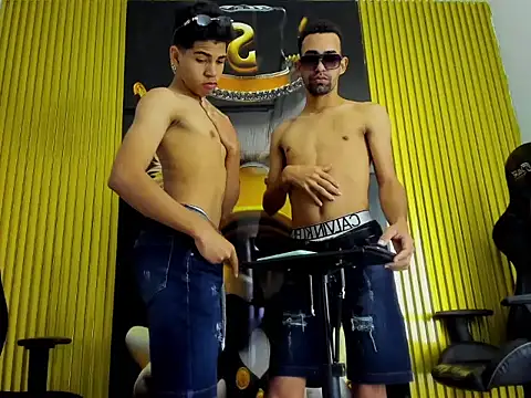 couplehot sex  online show from February 13, 8:10 pm