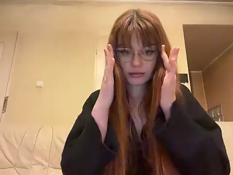 Sophiirose online show from February 10, 5:27 pm