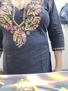 SexybeboX online show from April 7, 7:32 am