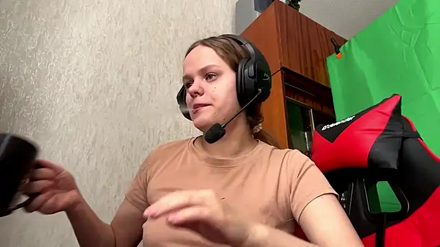 PurrfectPlay online show from March 3, 10:32 am