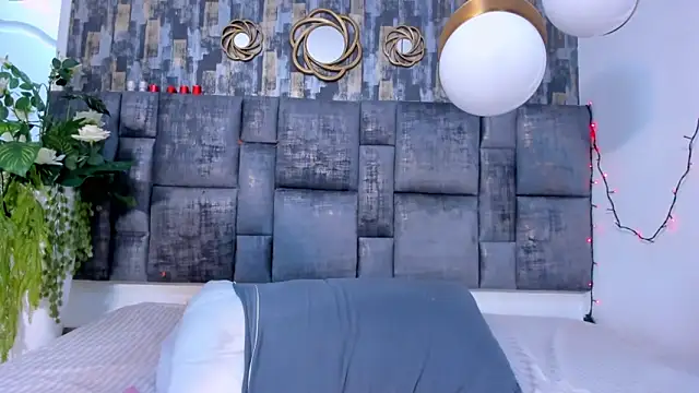 MiiaTauro online show from March 12, 8:44 pm