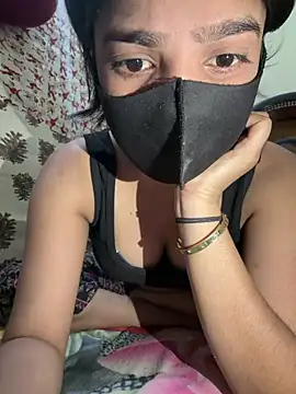 Cutedesigirl online show from June 10, 7:23 pm