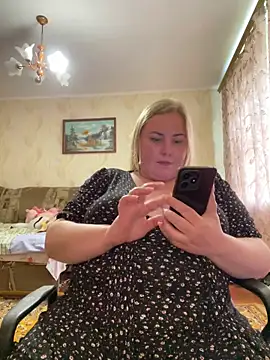 Mommy-girl-Lola online show from May 18, 11:27 am