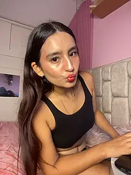 -BabyLuna online show from April 14, 1:00 pm