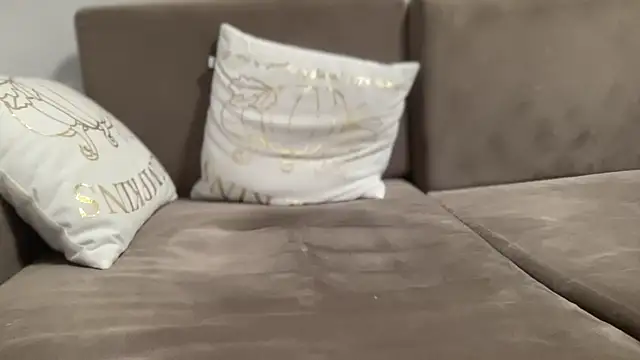 Darsy Rox online show from April 3, 3:10 pm