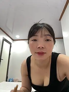 cuty lusy online show from February 14, 4:47 am