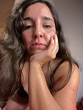 Latinaelisa online show from June 10, 3:38 am