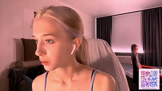 TaliCaan online show from March 5, 11:06 am