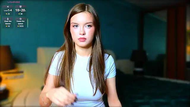 littlejoyss online show from April 24, 2:53 pm