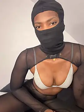 KiaraAmara online show from February 16, 7:14 pm