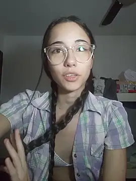 isaaabelaaa online show from March 25, 10:01 pm