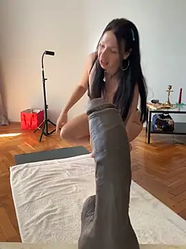 MissDeepVelur online show from March 10, 11:58 am