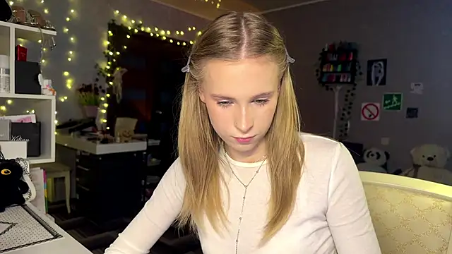 amily sunray online show from March 29, 2:49 pm