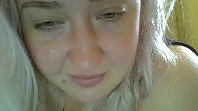CurvyWild Lady30 online show from June 17, 11:33 am