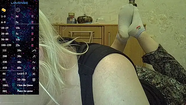 CurvyWild Lady30 online show from May 14, 7:52 pm