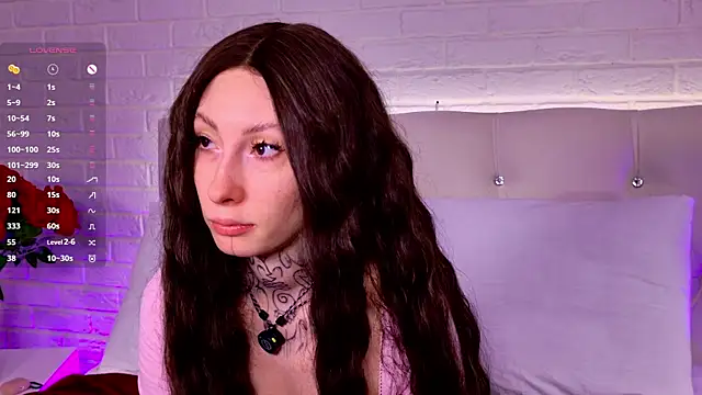 roxy morrison x online show from February 24, 5:55 pm