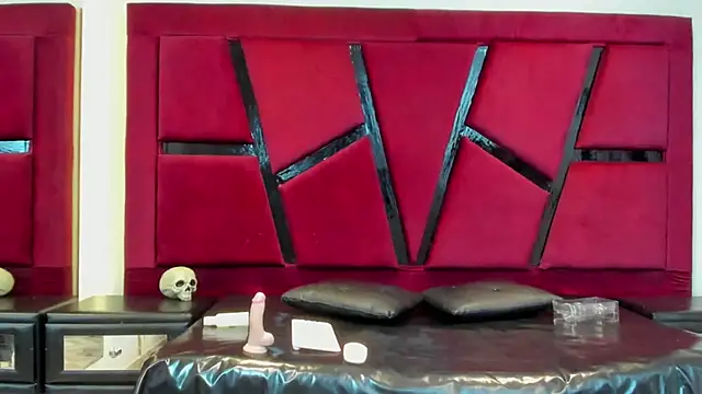 LinaSalazar online show from February 10, 2:03 am