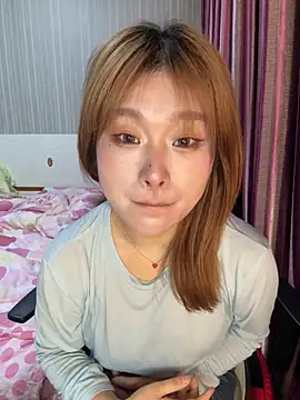 A-cola online show from April 28, 1:15 pm