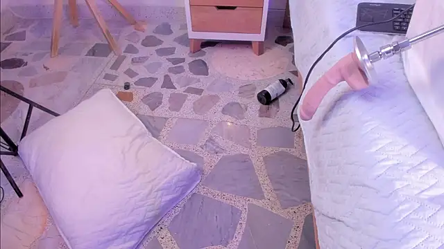 Bunny Blush1 online show from March 29, 8:30 pm