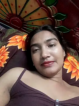 Hot-sadia6 online show from March 1, 11:59 pm