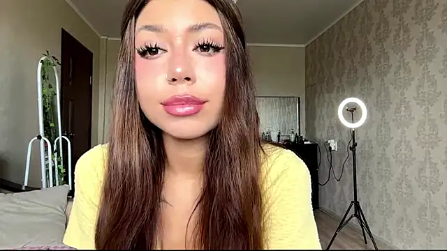 You Club Winx online show from June 5, 8:09 am