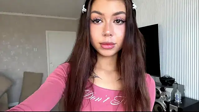 You Club Winx online show from April 4, 7:40 am