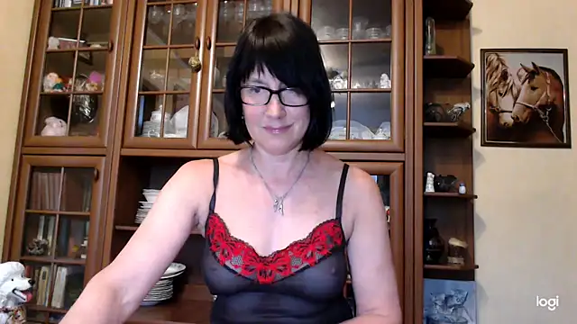 Vlastelina online show from May 10, 1:46 pm