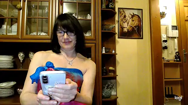 Vlastelina online show from March 15, 7:05 pm