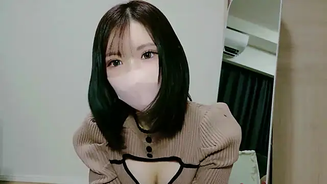 americhan  online show from April 7, 11:23 am