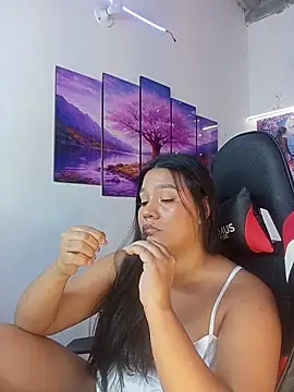 ZoeParcker online show from May 15, 9:06 pm
