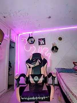 Violeta R  online show from March 29, 6:34 am