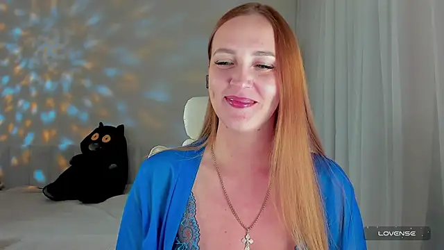 she wolf online show from May 4, 5:39 pm
