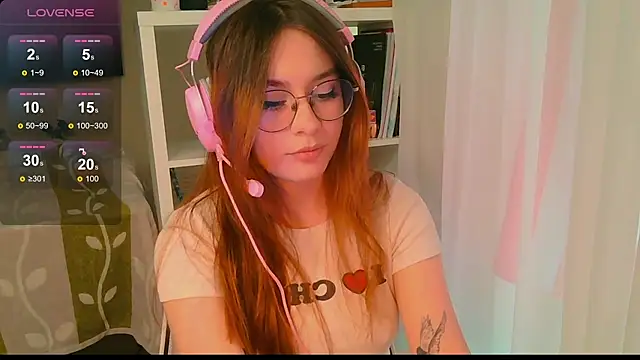 Snapshot of GhostLane chatting on February 16, 10:37 am GhostLane online show from February 16, 10:37 am