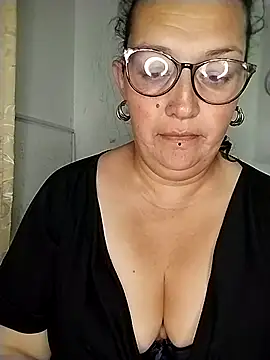  Saraqueen online show from March 19, 3:00 am