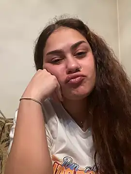 SweetAisha00 online show from February 12, 4:58 am