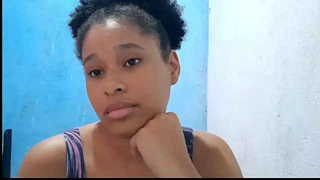 MadelynStamant online show from April 7, 12:51 pm