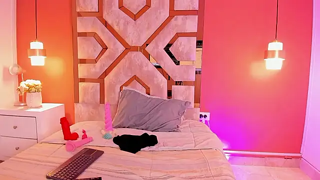 Justmia69 online show from February 21, 7:09 am