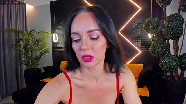 Shanita moon online show from July 8, 3:47 pm